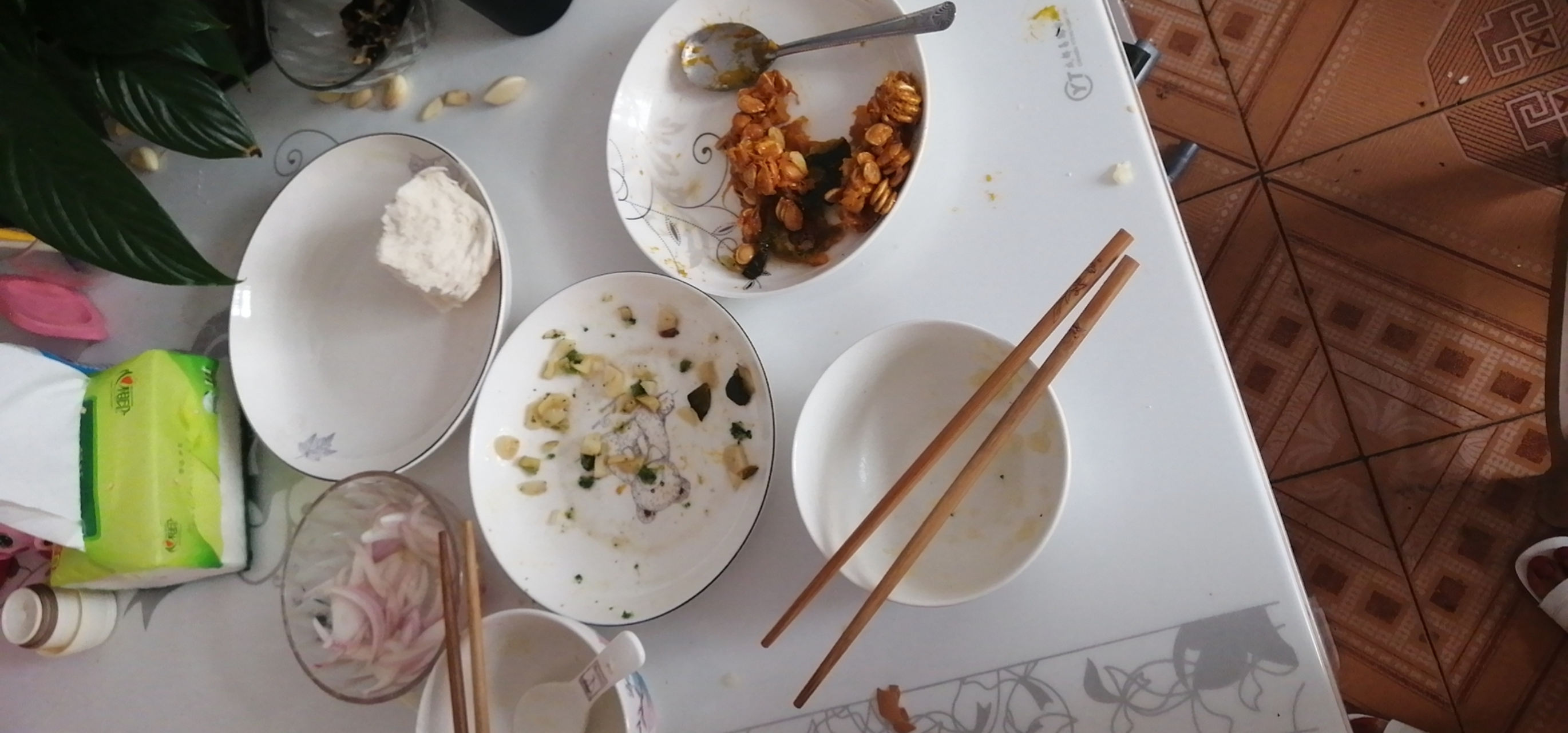 二人早餐 餐前,餐后对照图.