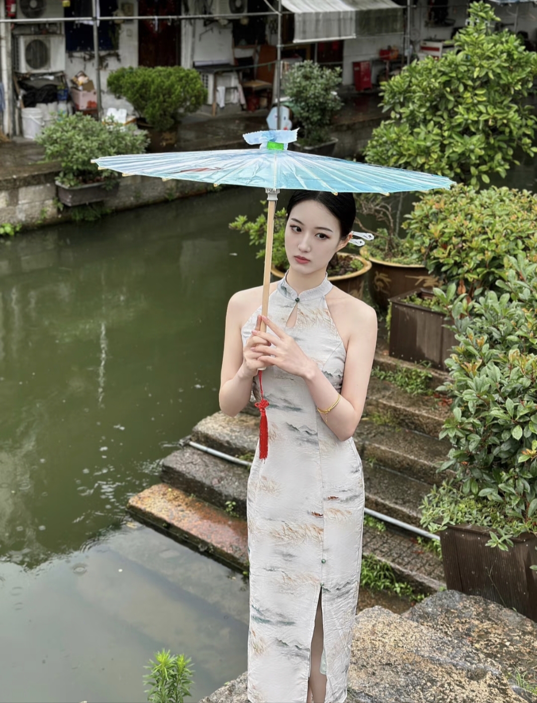 刚到常州,就遇上古镇下雨天