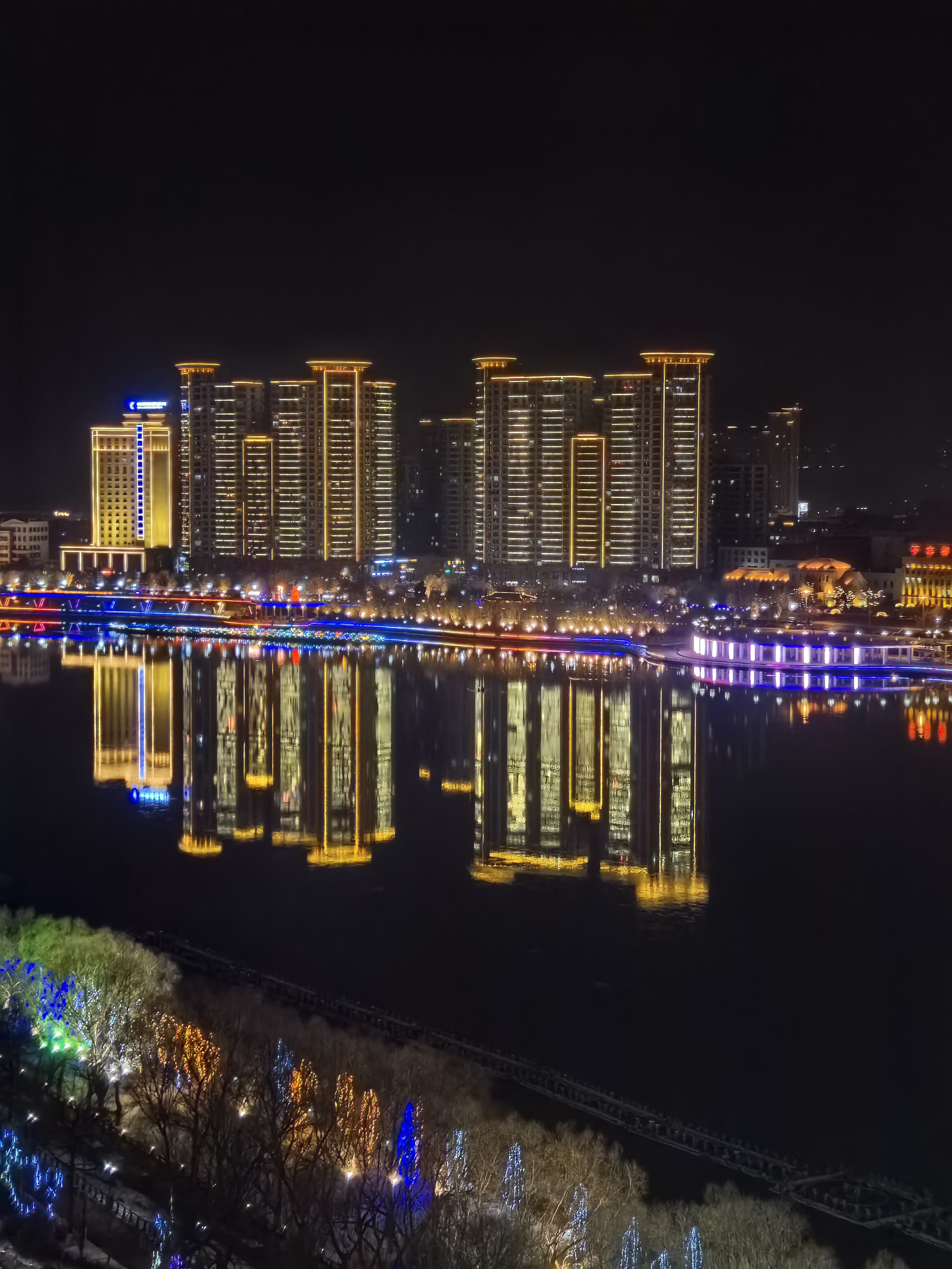 吉林夜景松花江图片