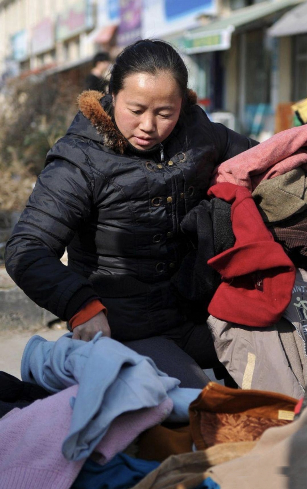 穷会让人卑微到什么地步? 一个女人买了47