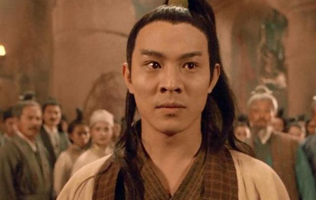 张无忌,武当第三代弟子,师公陆地神仙张三丰.