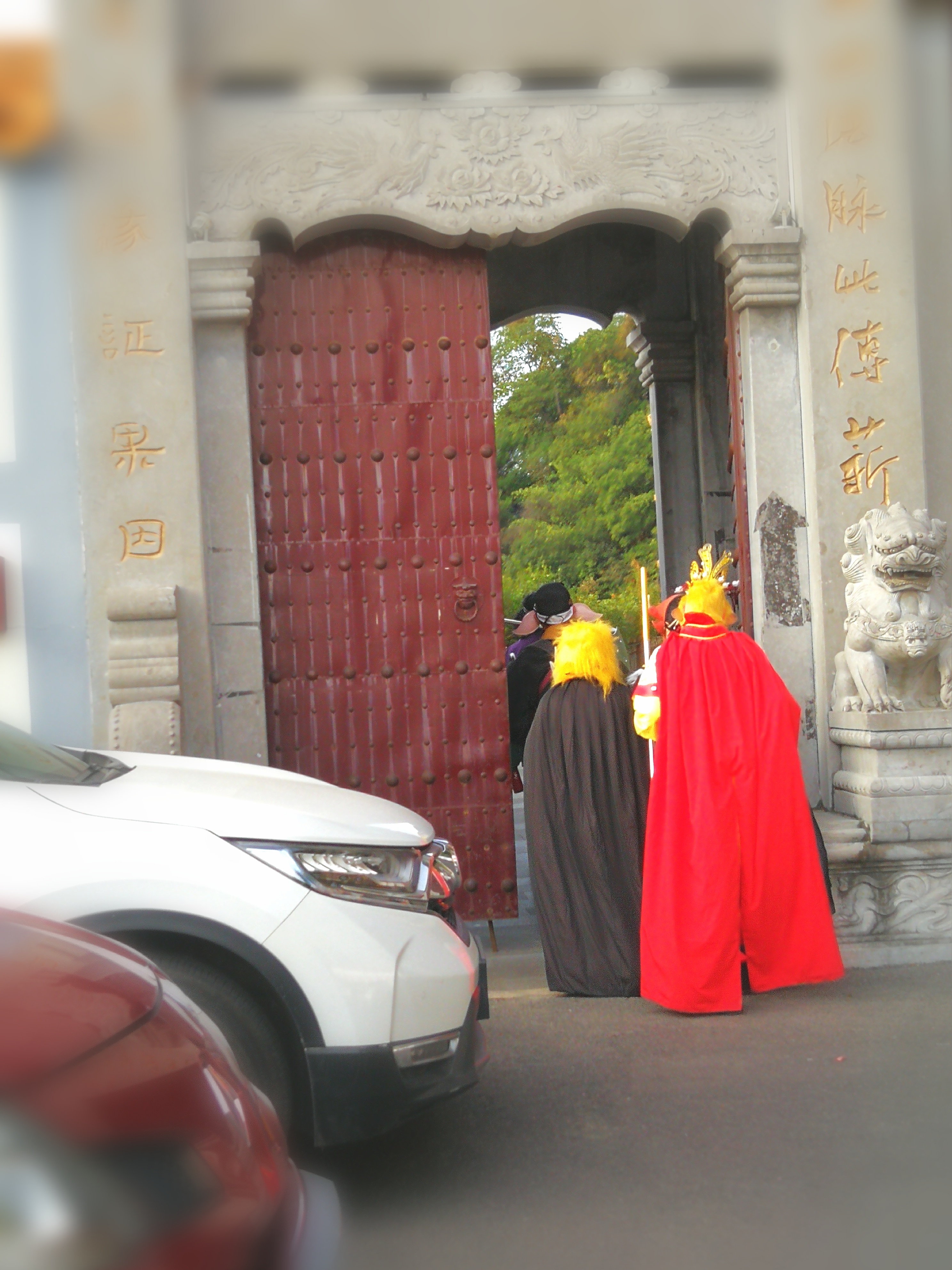 红城寺当地强行封寺院图片