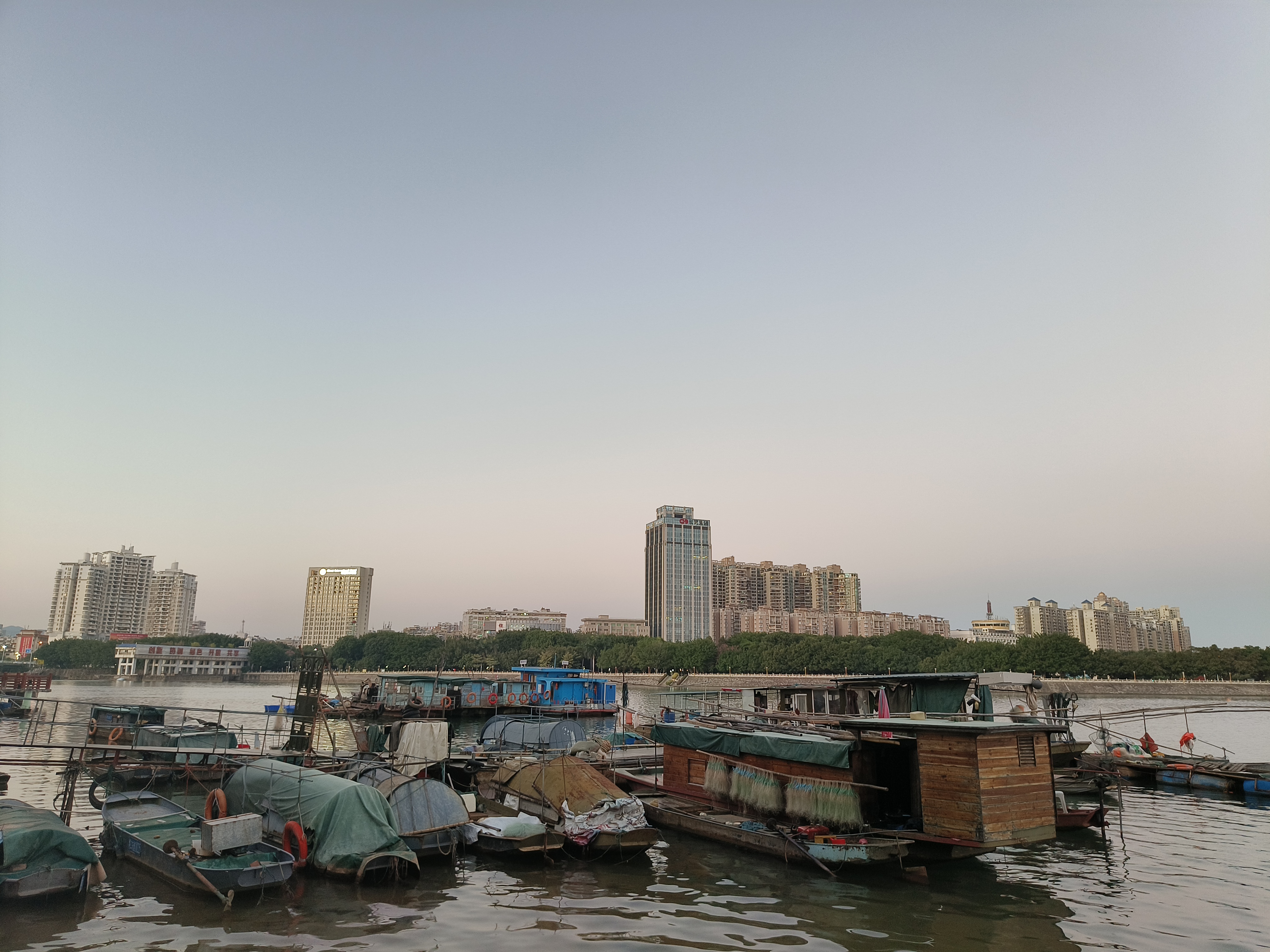 家乡河源的小码头,港位于珠江水系东江中上游与新丰江汇合处,是河源市