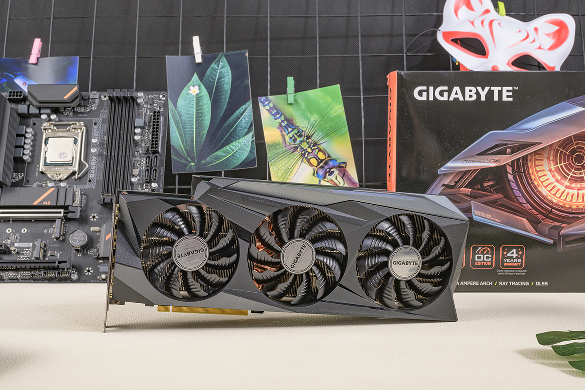 技嘉rtx3080魔鹰游戏显卡