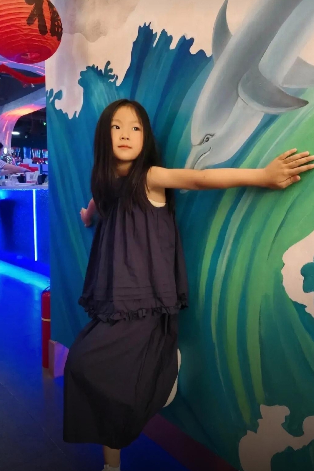 秦昊伊能静女儿小米粒都长这么大了.
