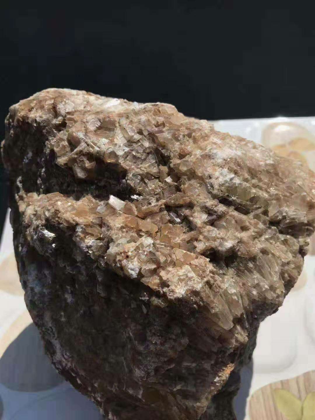 天然宝石具有什么特性呢图片(天然宝石具有什么特性呢图片欣赏) 第1张