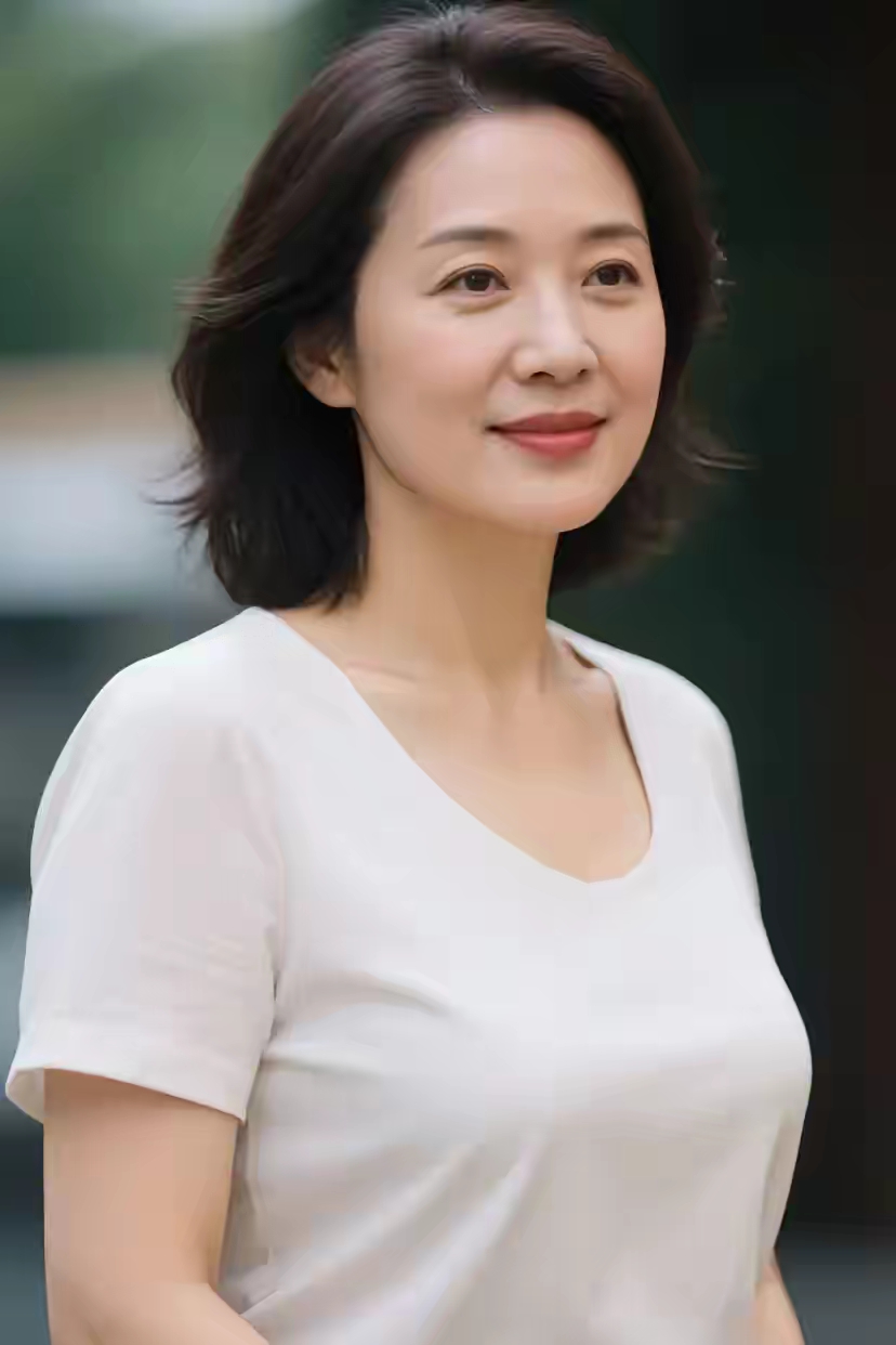 小区里的老人,构成了一道独特而温暖的风景