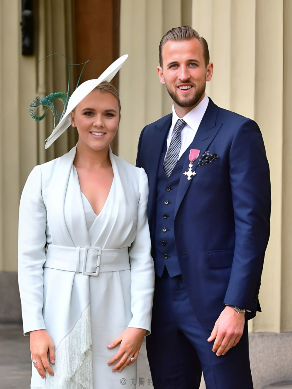 凯恩与妻子青梅竹马🔥爱情故事源于贝克汉姆 哈里·凯恩与妻子凯蒂