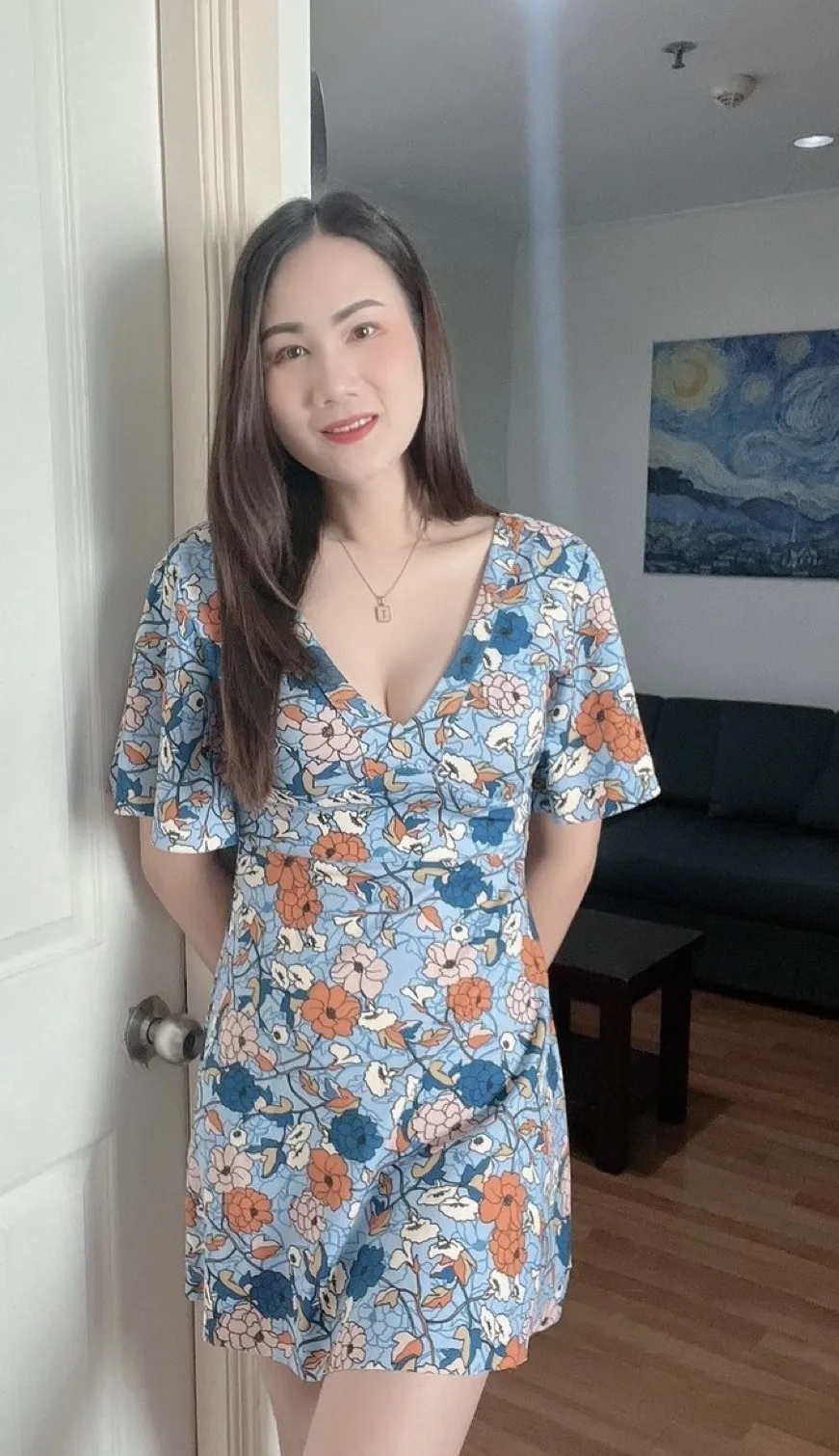 45岁性感阿姨风韵犹存……#性感好身材# #中年女人气质穿搭# #动态连