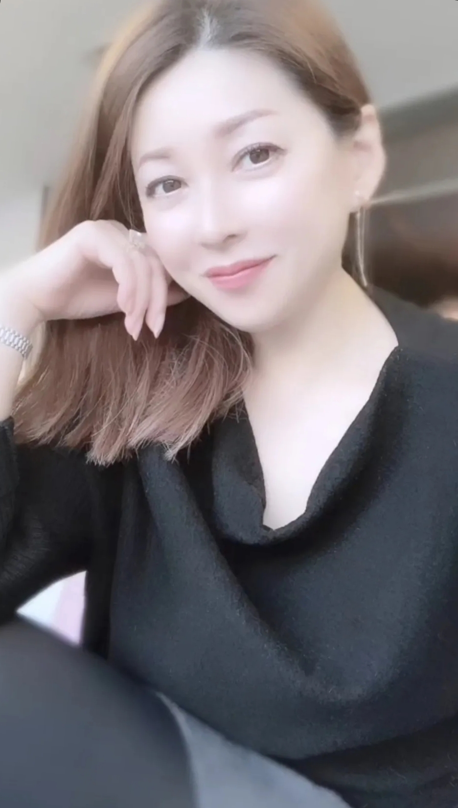 身边漂亮的中年姐姐(二)#养眼美女# #中年女人气质穿搭