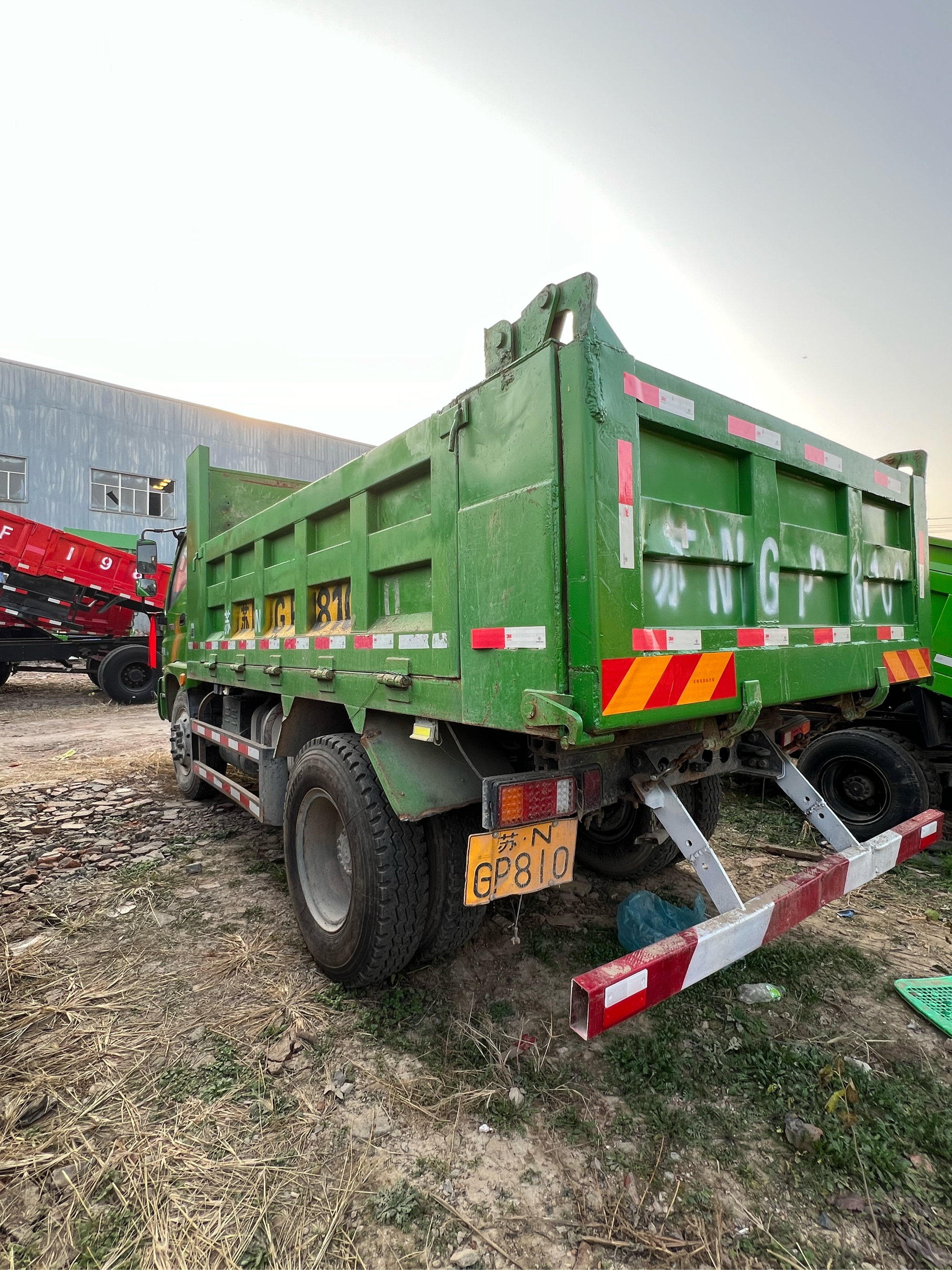 福田瑞沃160大黄牌自卸车,准新车,车厢4