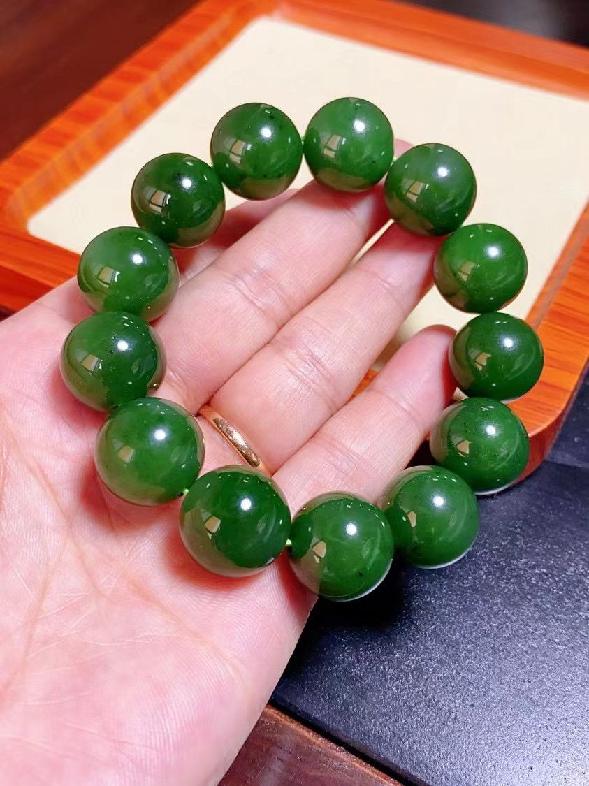 🆕🌿晓风拂柳,盈盈绿意 菠菜绿碧玉16mm手串