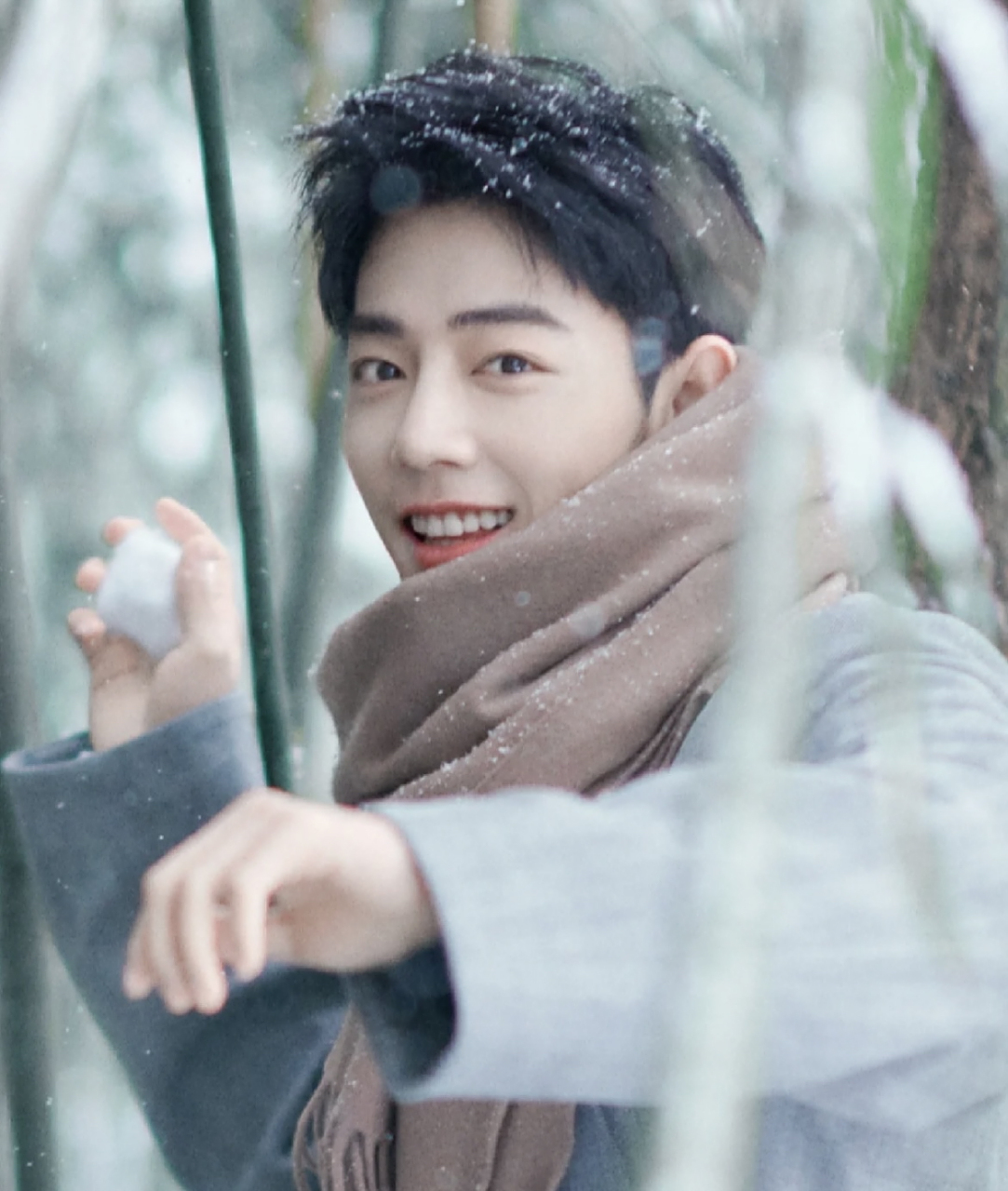 1,张艺兴年龄到了也是会被家人催着找对象,有些亲戚还会热心的给他