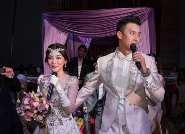 通过06年加油好男儿出名的巫迪文,两任妻子都是演员