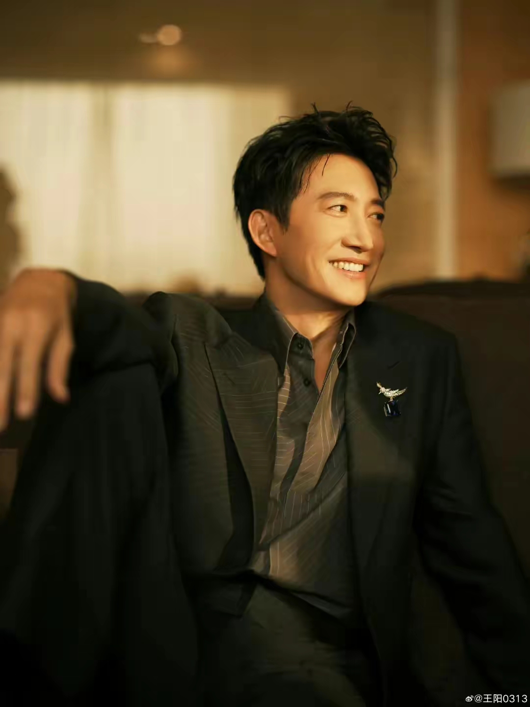 叔圈顶流天菜王阳. 来自哈尔滨的东北小伙,是目前影视行业炙手可热的