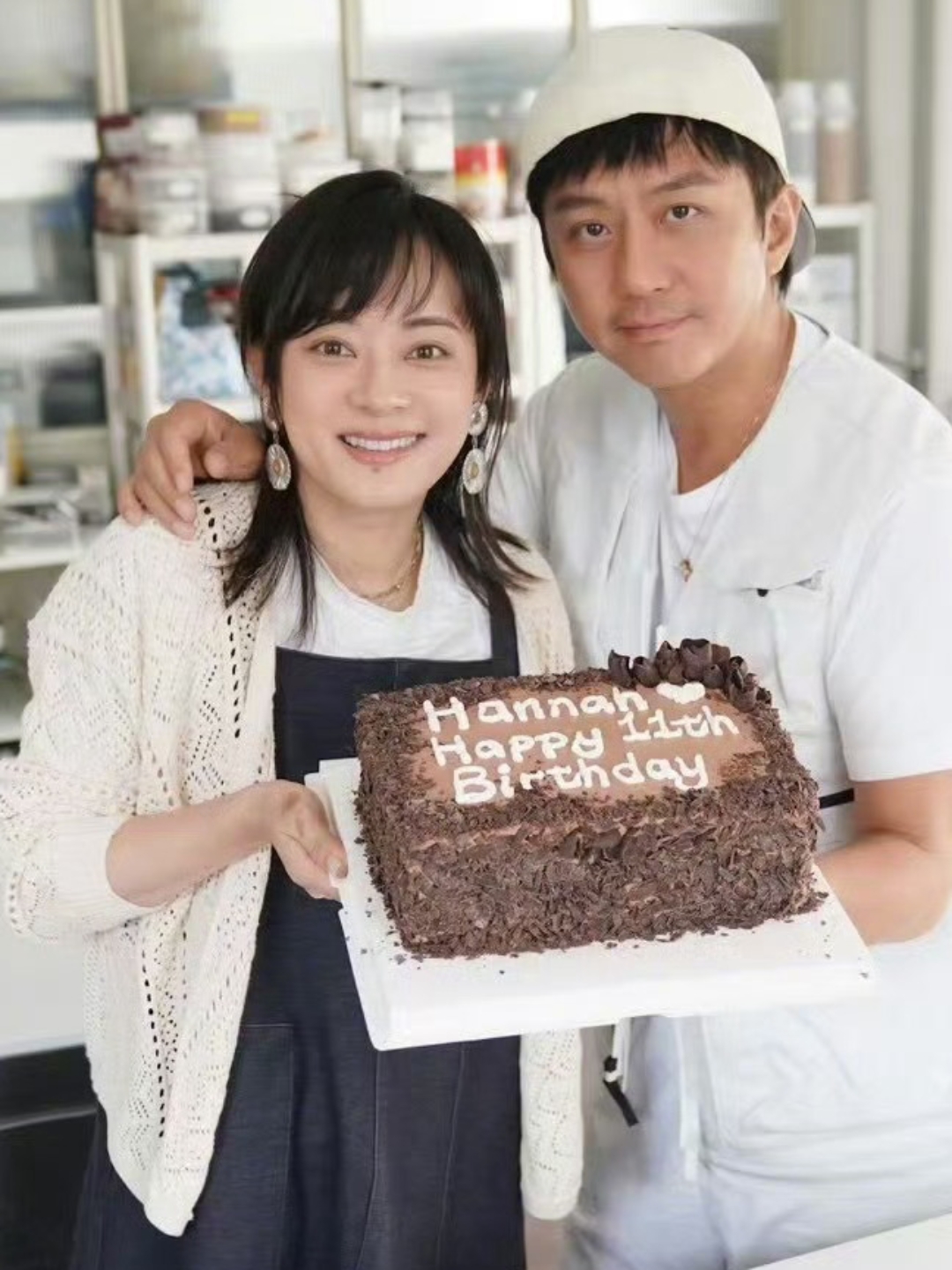 有这样的父母真的是幸福 孙俪和邓超亲自做蛋糕给女儿小花庆生 夫妻两