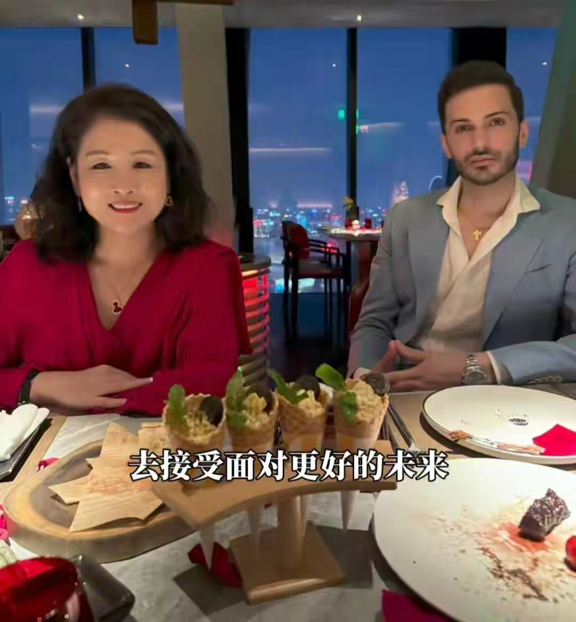 美容教主虞美人,和老公奥兰多闹离婚,在网络上炒作的沸沸扬扬.