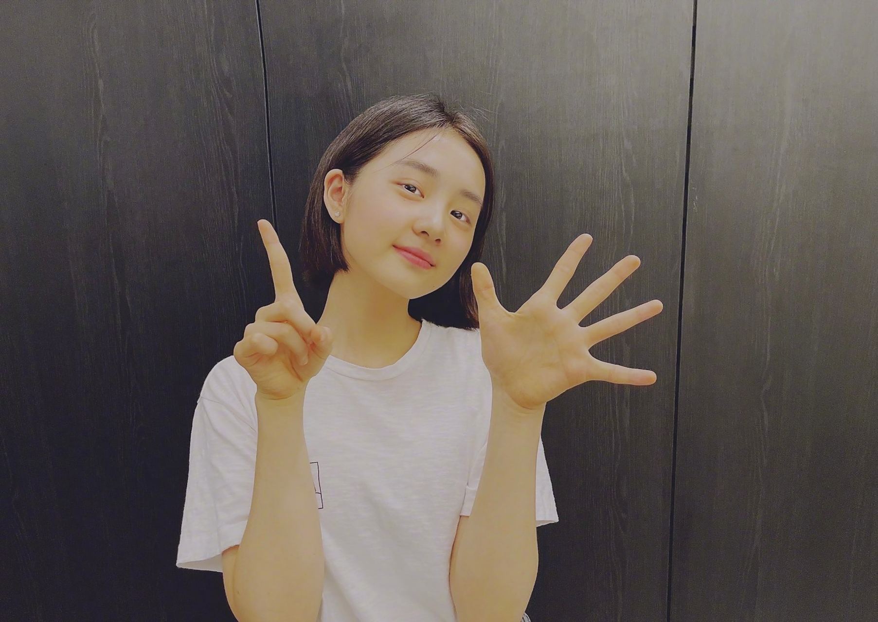 宇小白的鱼 从多多出生起,关于对她的教育方式的争论就没有停止过