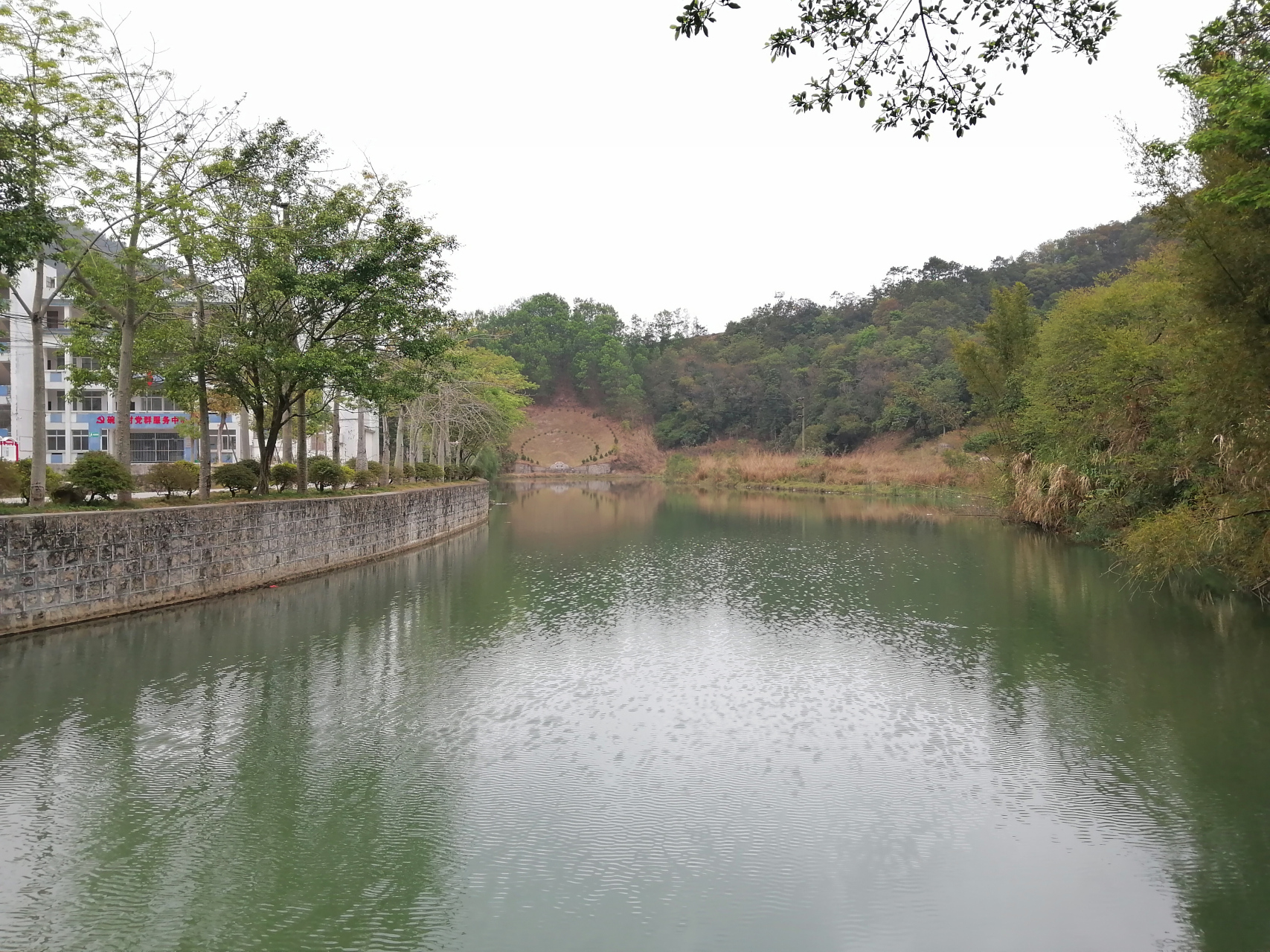 普宁大南山水库图片