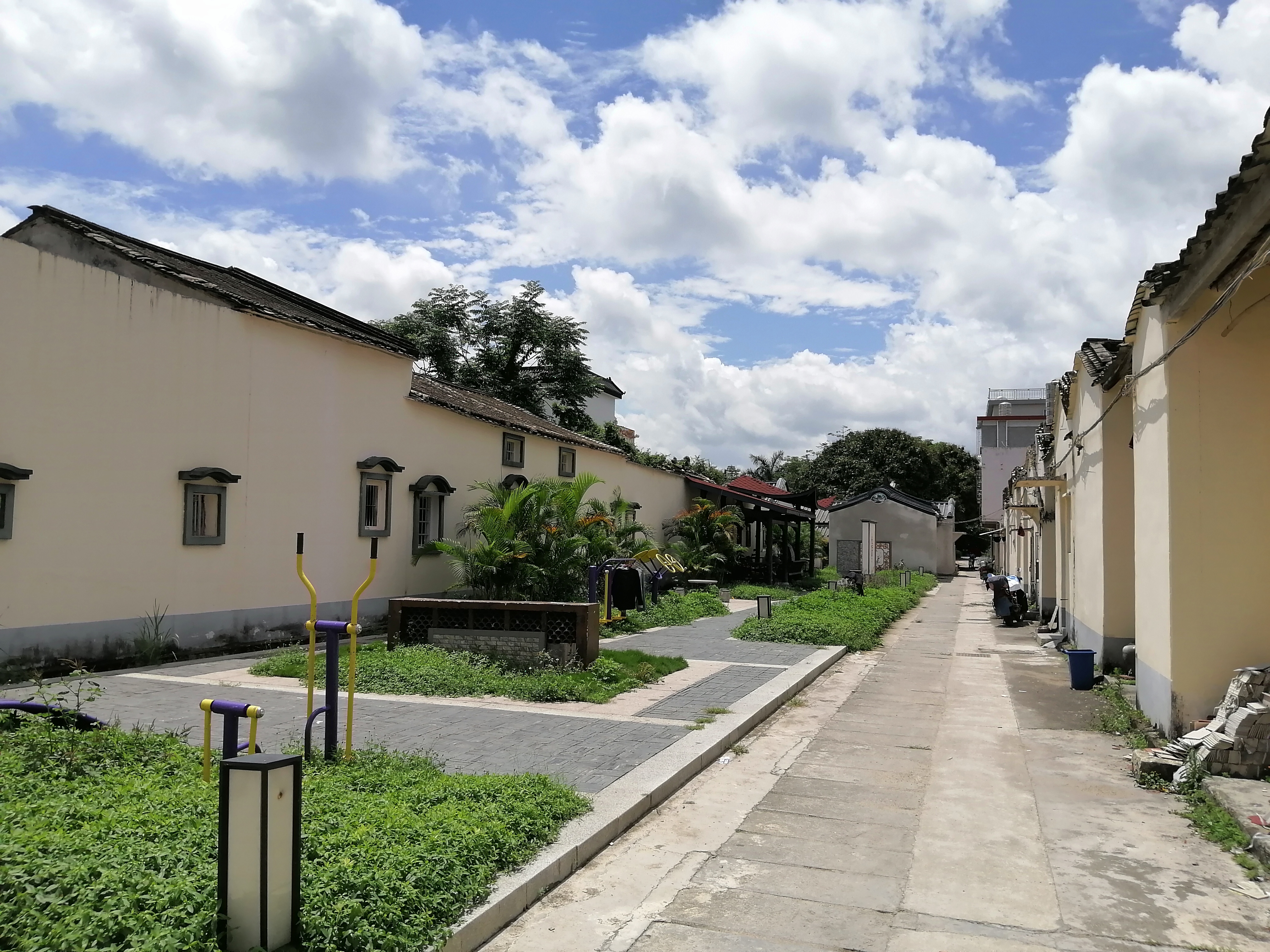 潮汕文化# 揭西县灰寨镇新宫林村的民居 潮客融合的建筑风格