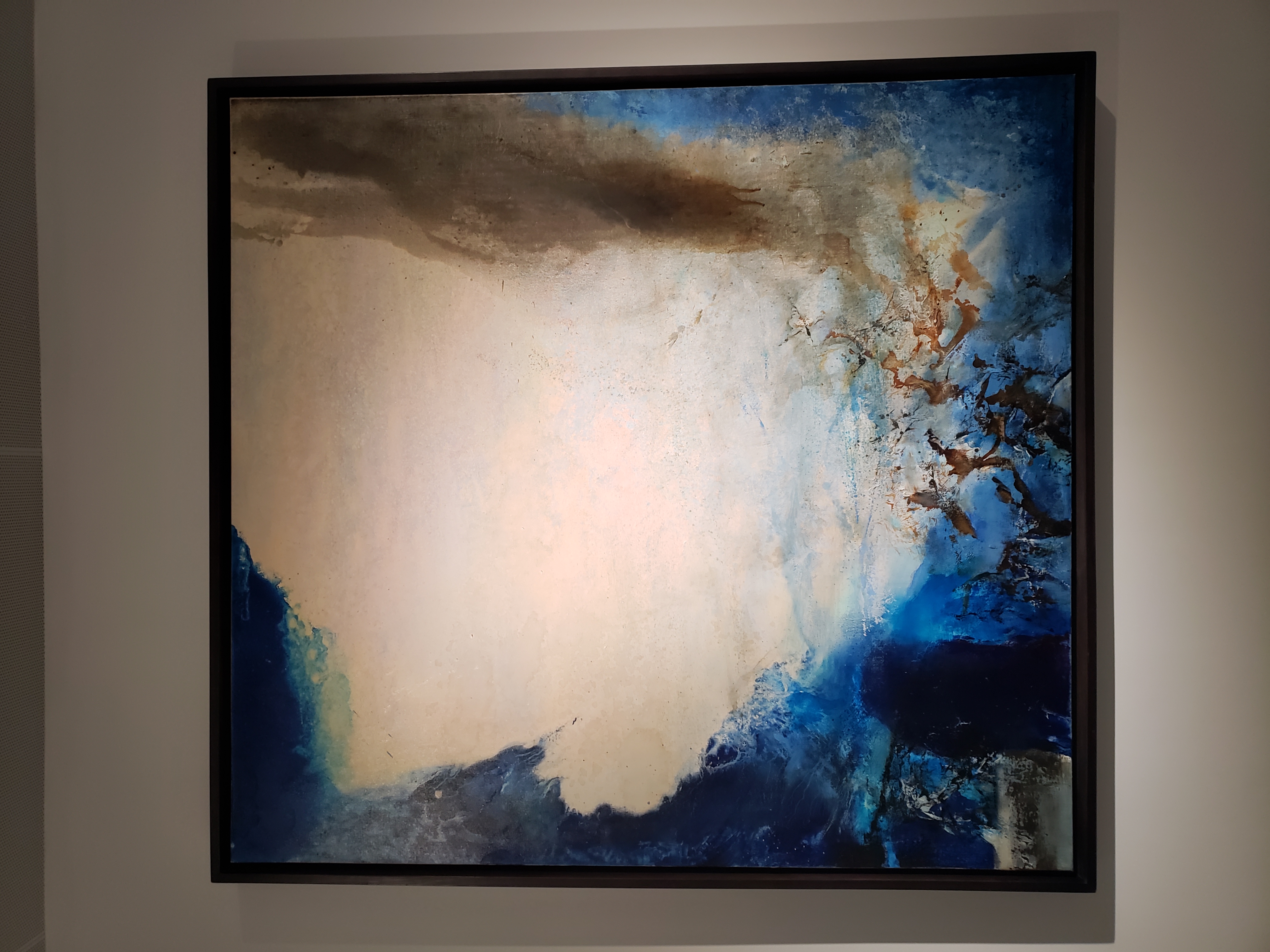 天氣好,登山看展都宜人