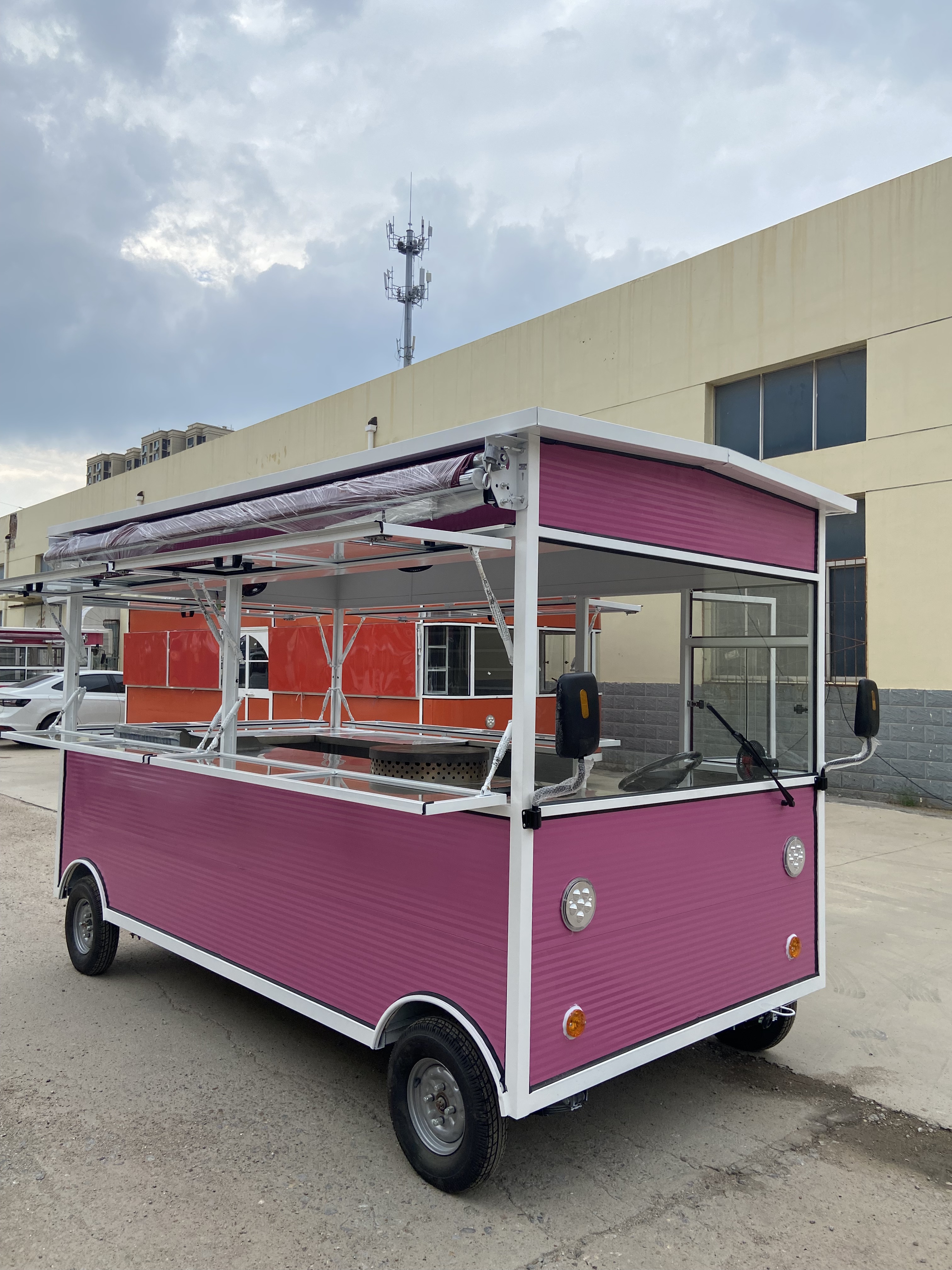 四轮电动早餐车#网红移动餐车# #电动餐车小吃车美食车流动摆摊移