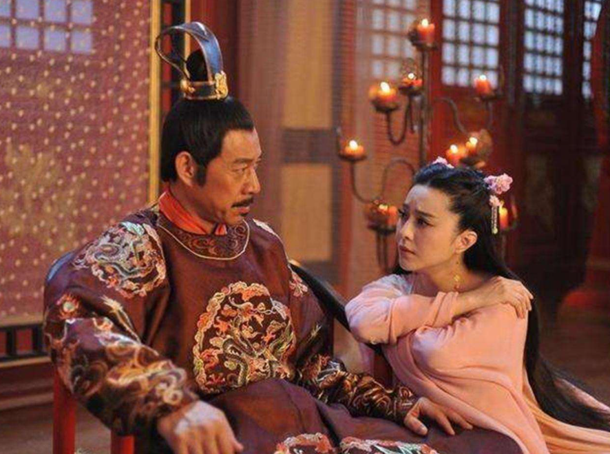 李世民为什么在玄武门之变,杀死齐王李元吉后,还强占了弟媳杨妃.