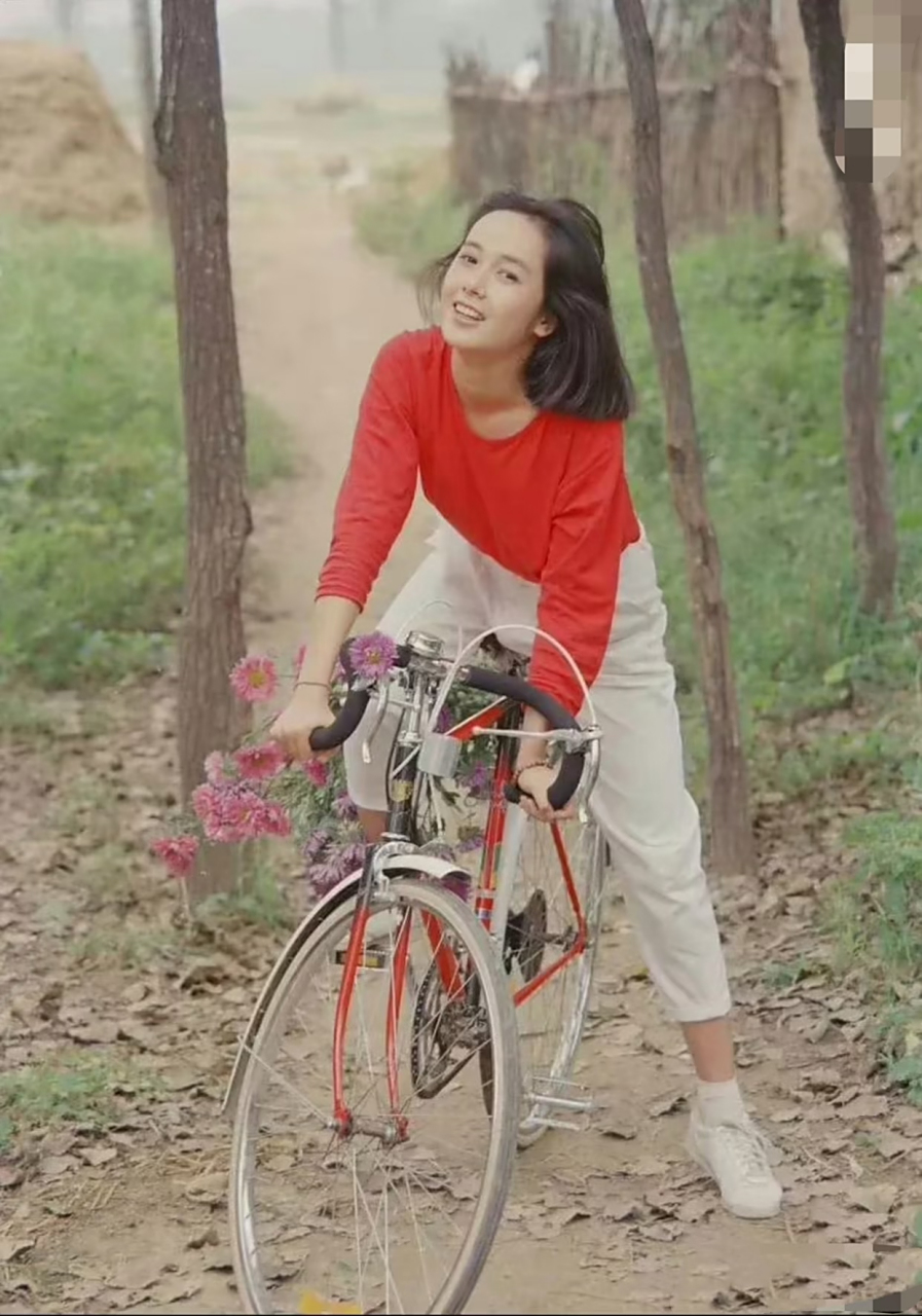 年轻时候的蒋雯丽,清秀耐看