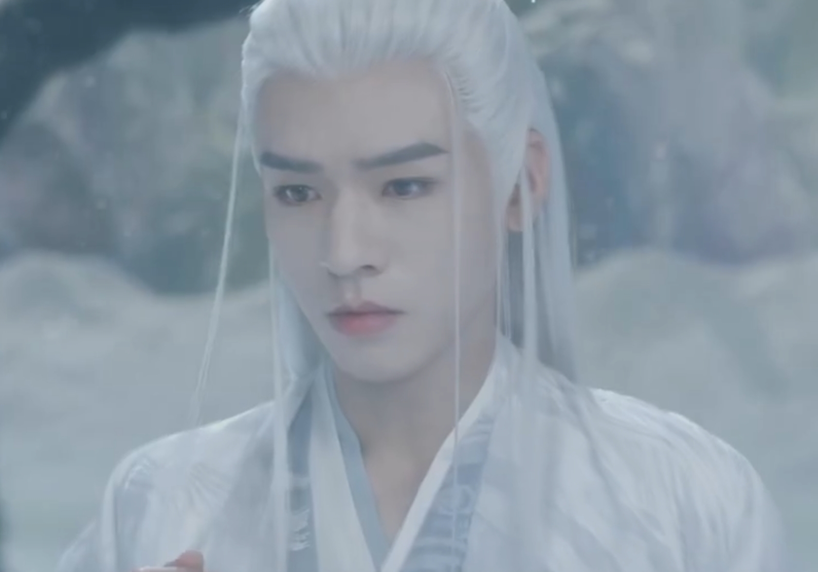 狐妖小红娘月红篇#龚俊白发造型太惊艳了!