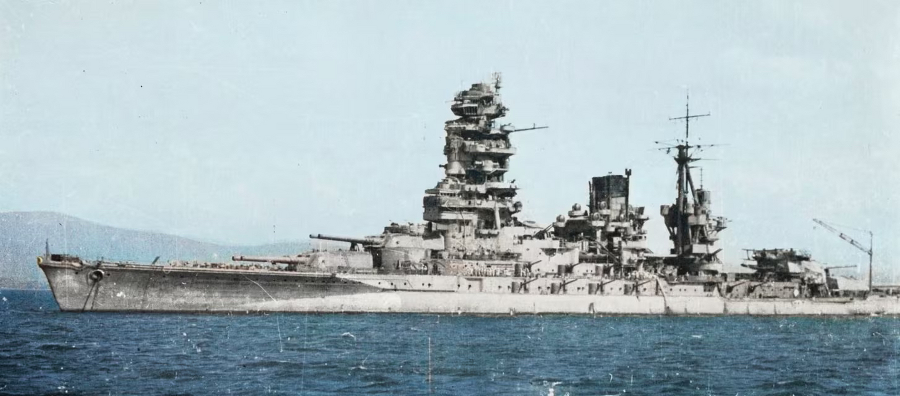 二战后赔给美国,在第二次核爆后因进水沉没#战列舰