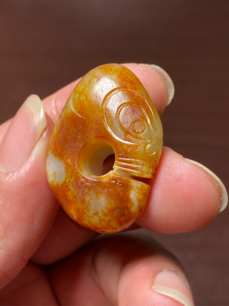 籽石源 新疆和田玉籽料红沁皮玉猪龙挂件 独籽红沁皮仿古玉猪龙吊坠