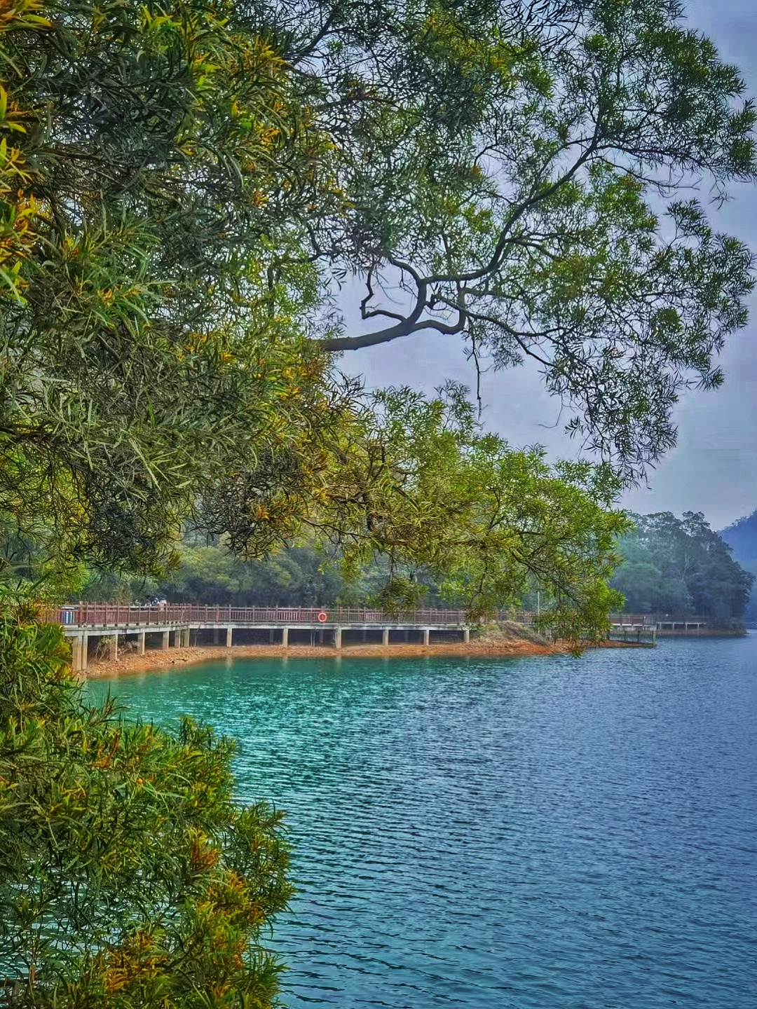 江门名胜景点:杜阮镇叱石山 叱石山的典故: 杜阮镇叱石山因明朝亡后