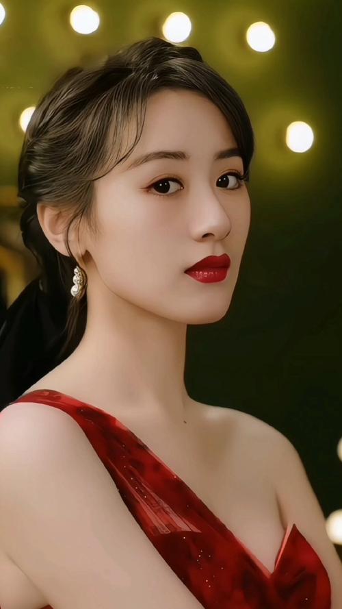 精致的妆容真是太美了,独具一格的穿搭,真是