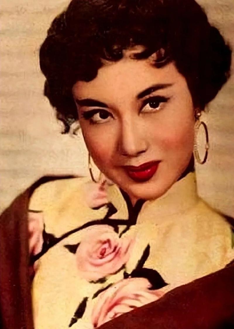 穿越时光,遇见经典,李丽华(1924年7月17日—2017年3月20日)娇美动人