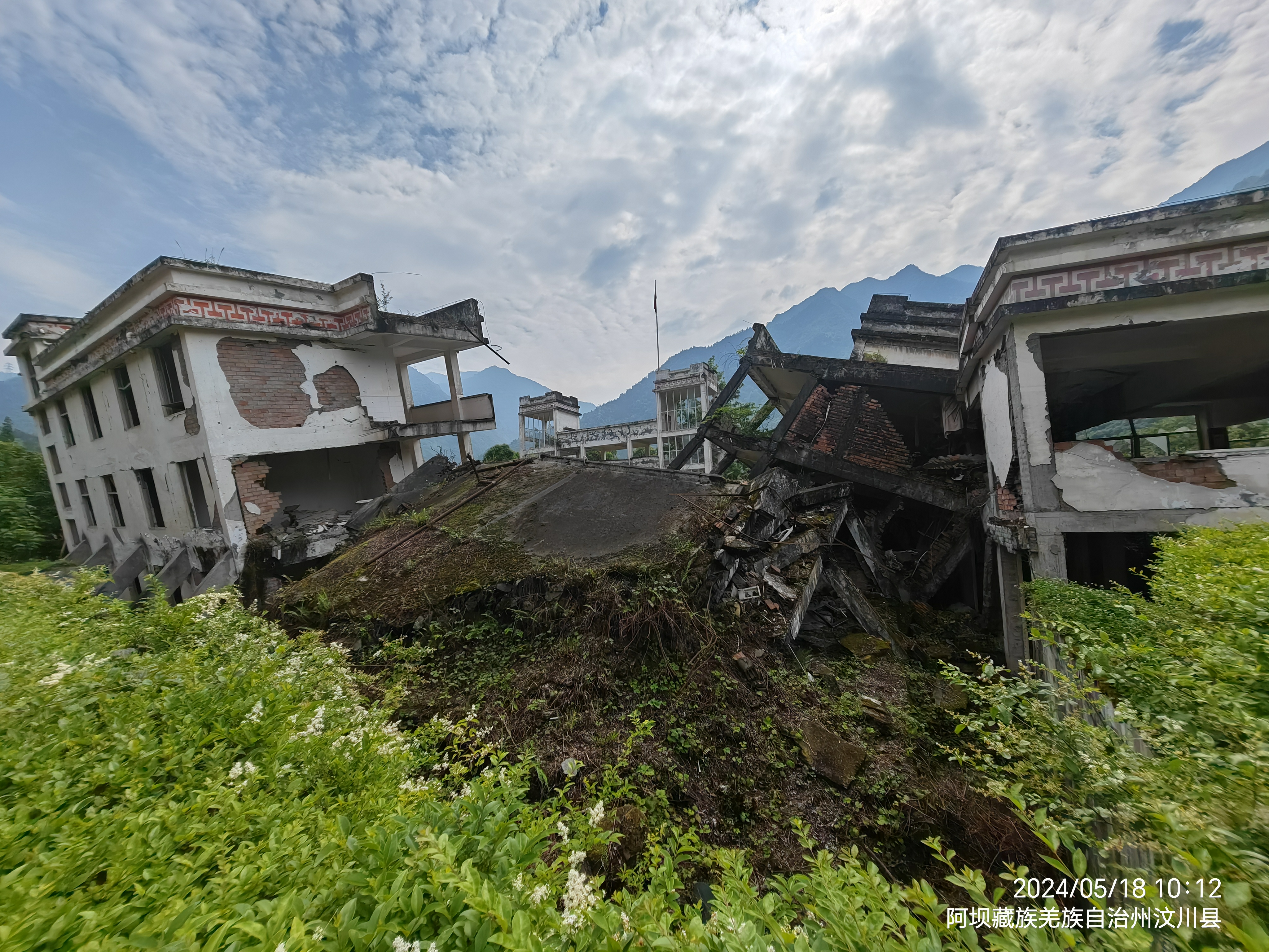 五一二汶川大地震遗址图片