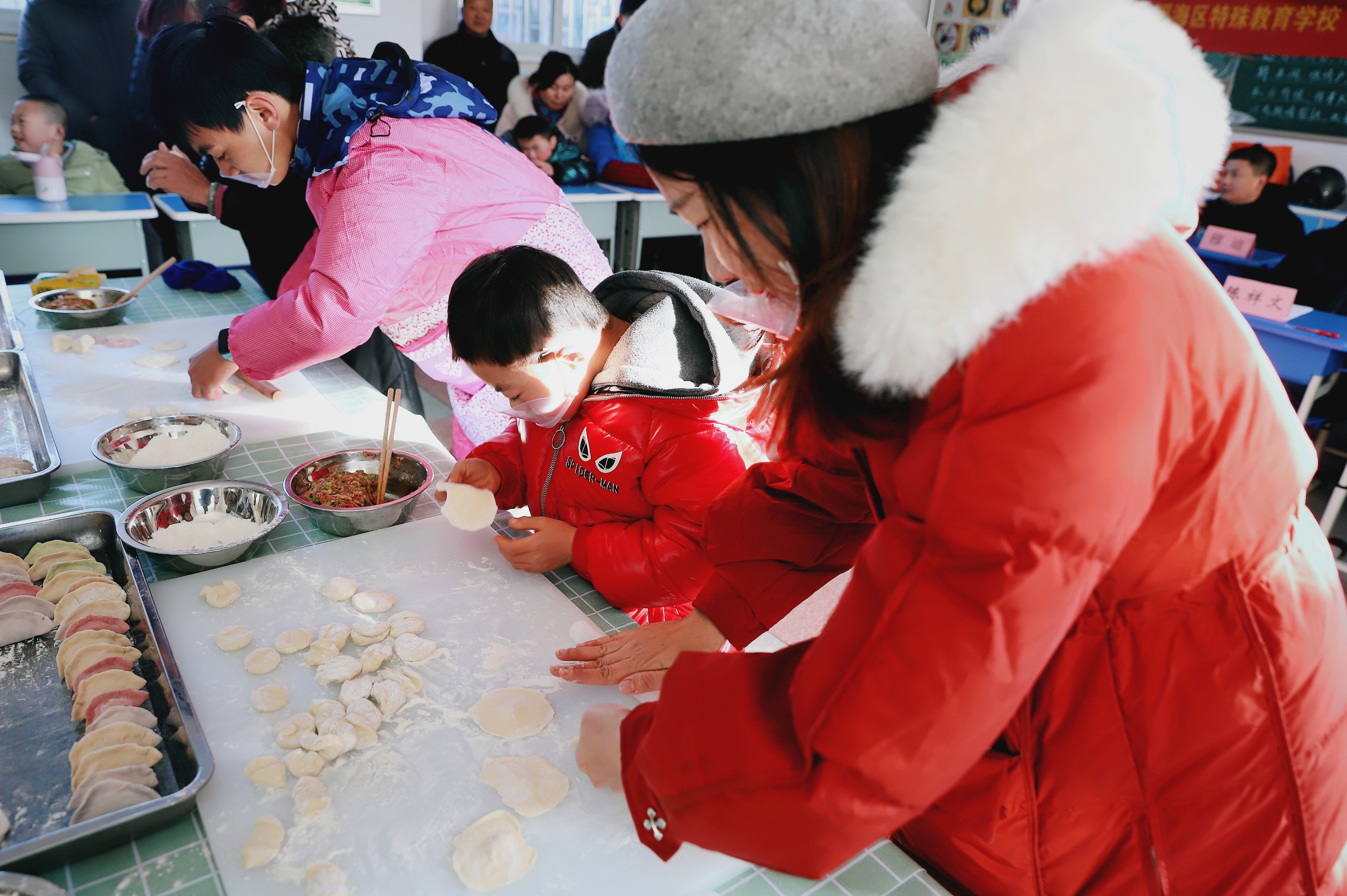 小学生过年实践图片