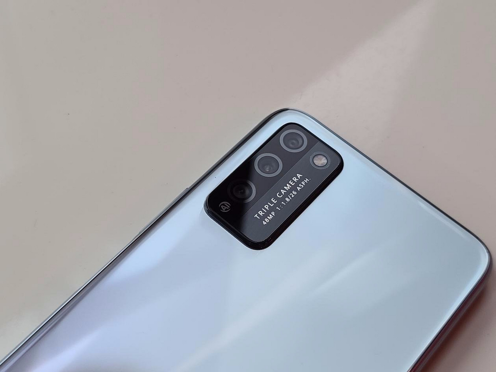 银色的荣耀30青春版给人一种久违的秩序感 #度小七开箱记# #荣耀30