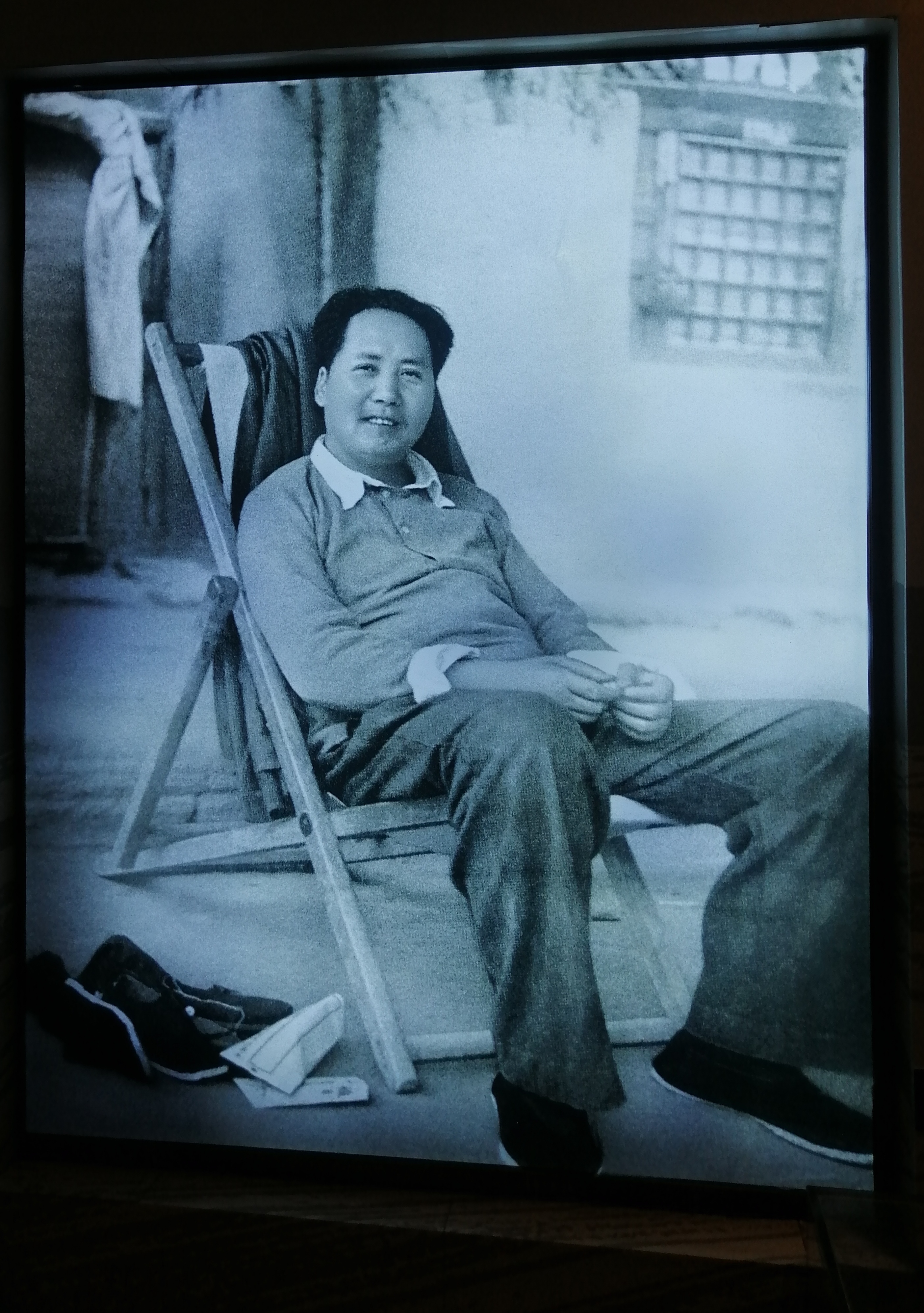 今天终于到达了革命圣地西柏坡,就拍了这张珍贵的照片!
