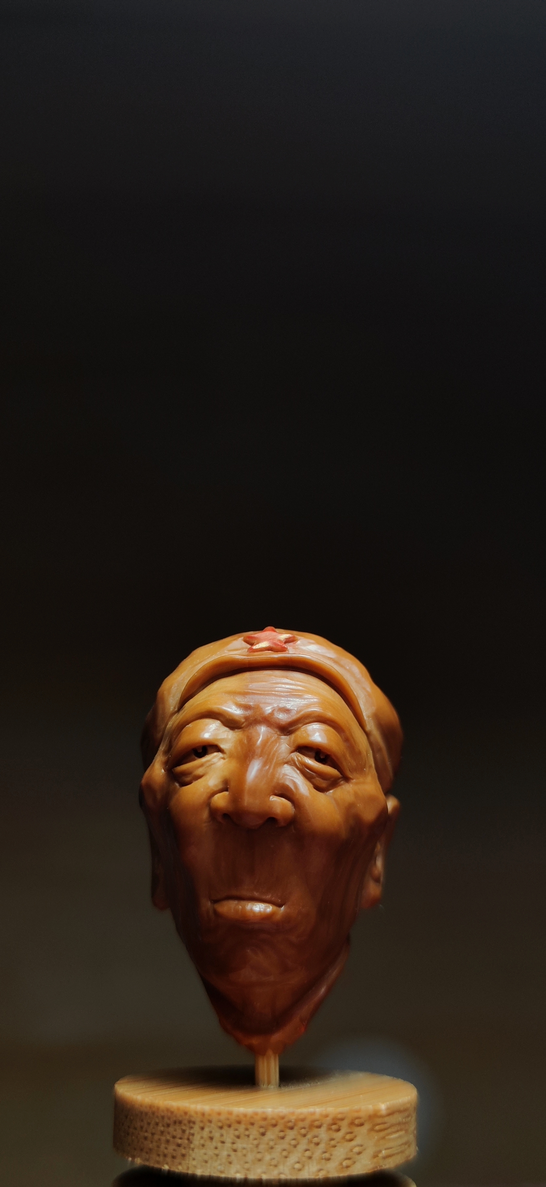 我们含着泪咽下坚硬,终会尝到岁月包藏的甜