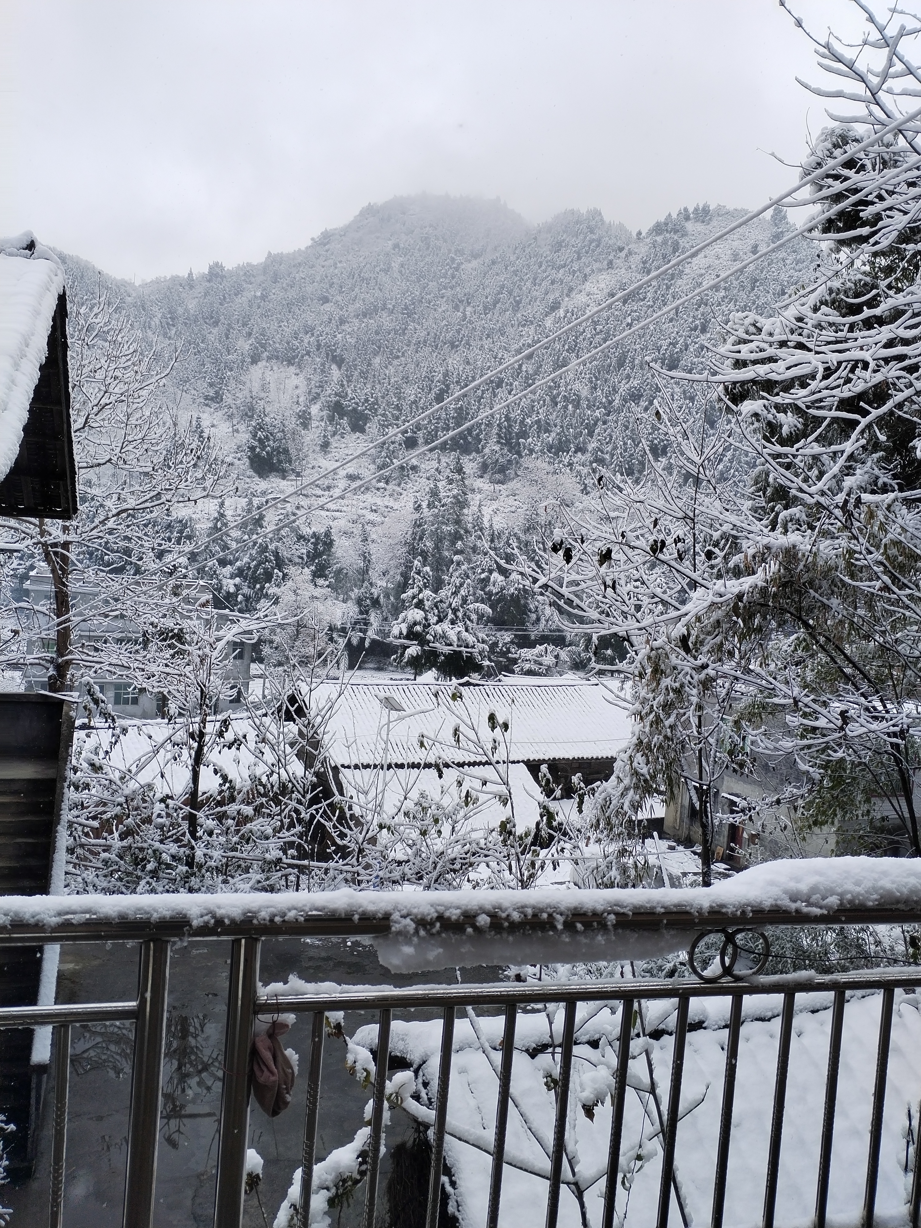 方城七峰山雪景图片图片