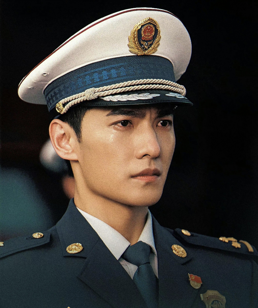 沈腾杨洋军艺双校草,两张脸合成照是什么样子 起猛了,看到两大神颜