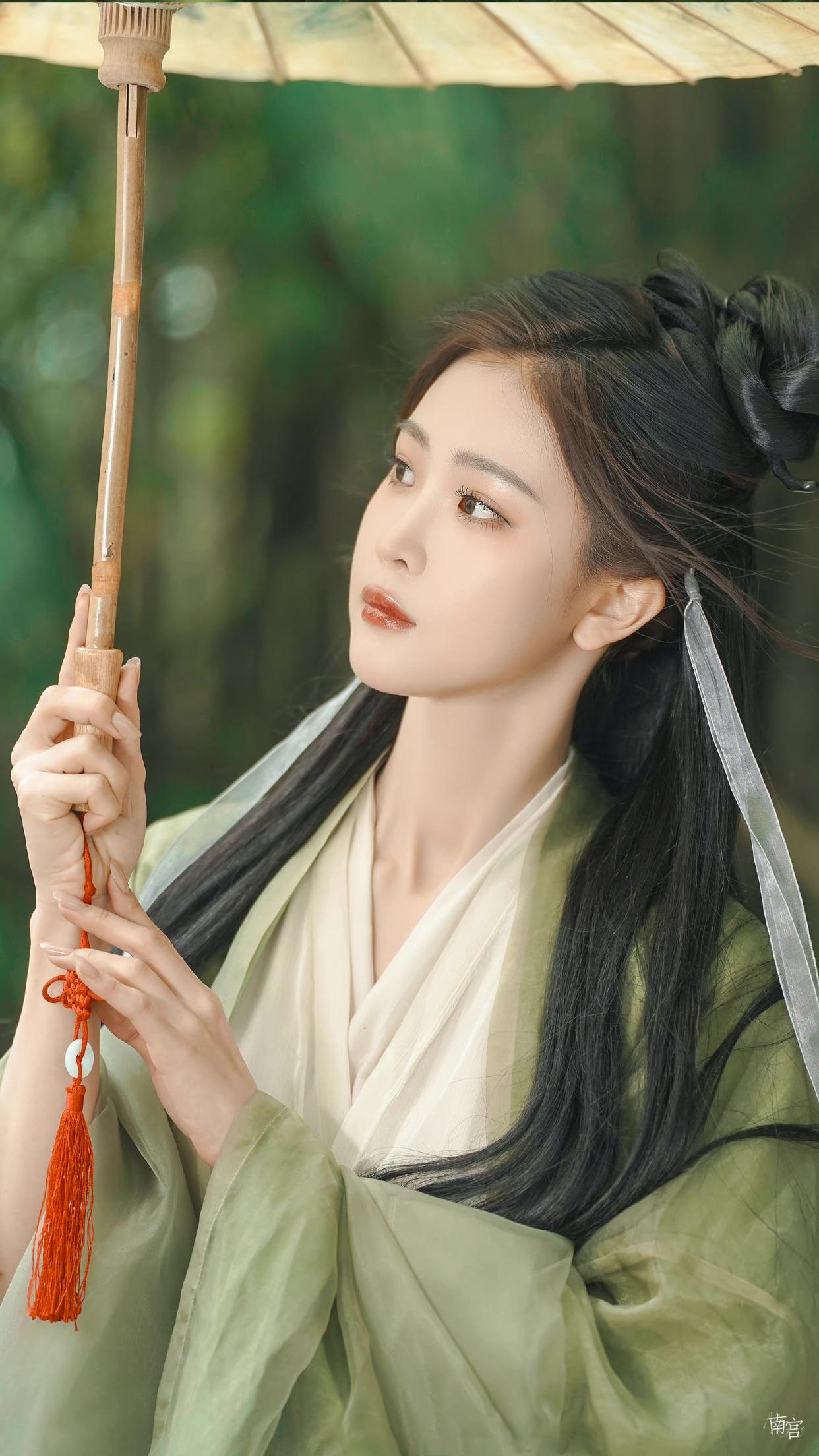 古装广袖流仙裙超仙气飘逸古风绿色齐腰襦裙套装