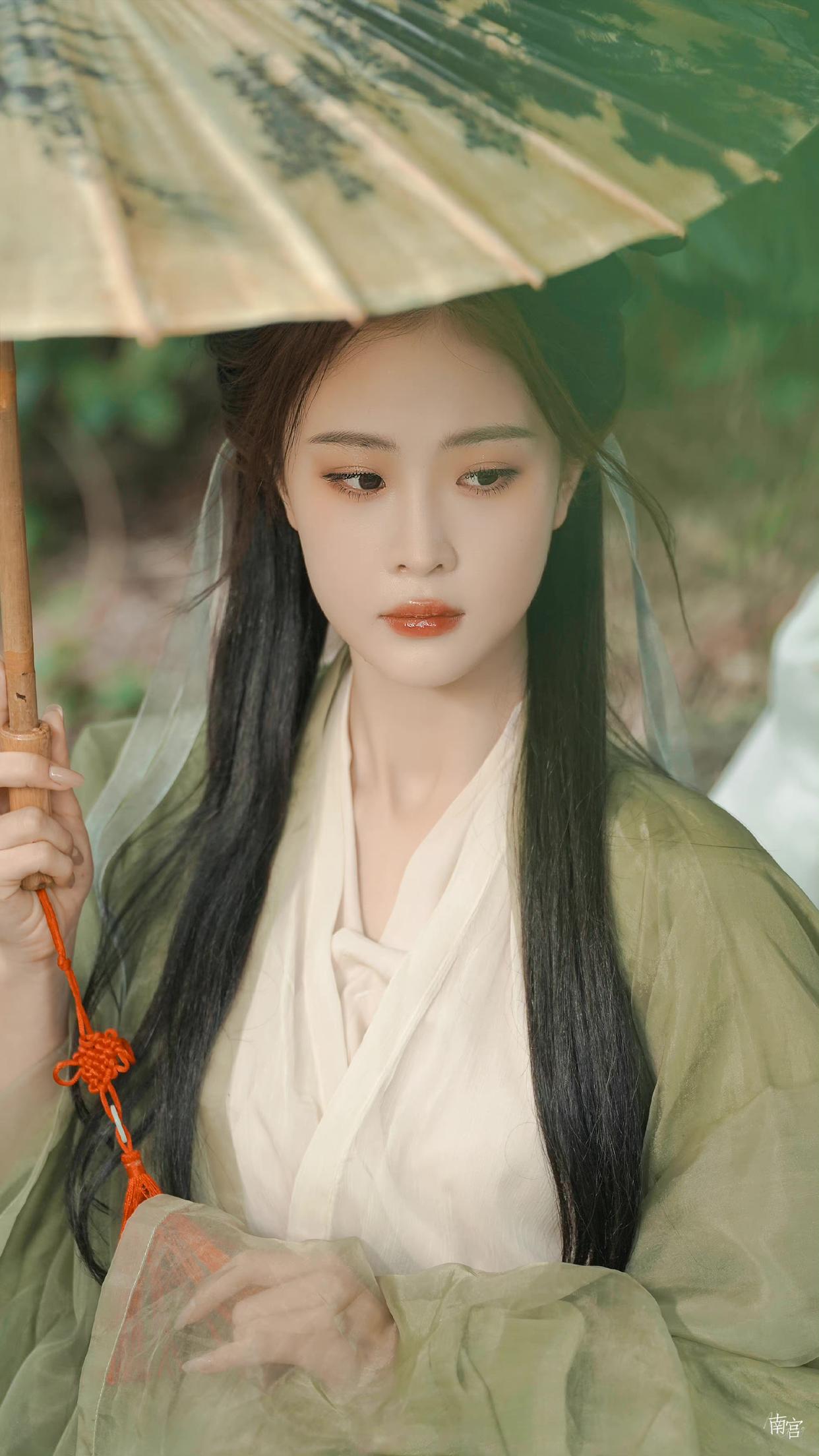 古装广袖流仙裙超仙气飘逸古风绿色齐腰襦裙套装