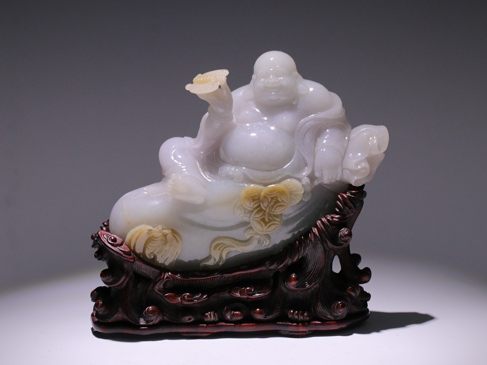 翡翠弥勒佛,摆件 长度14厘米,高度10.5厘米,厚度3.