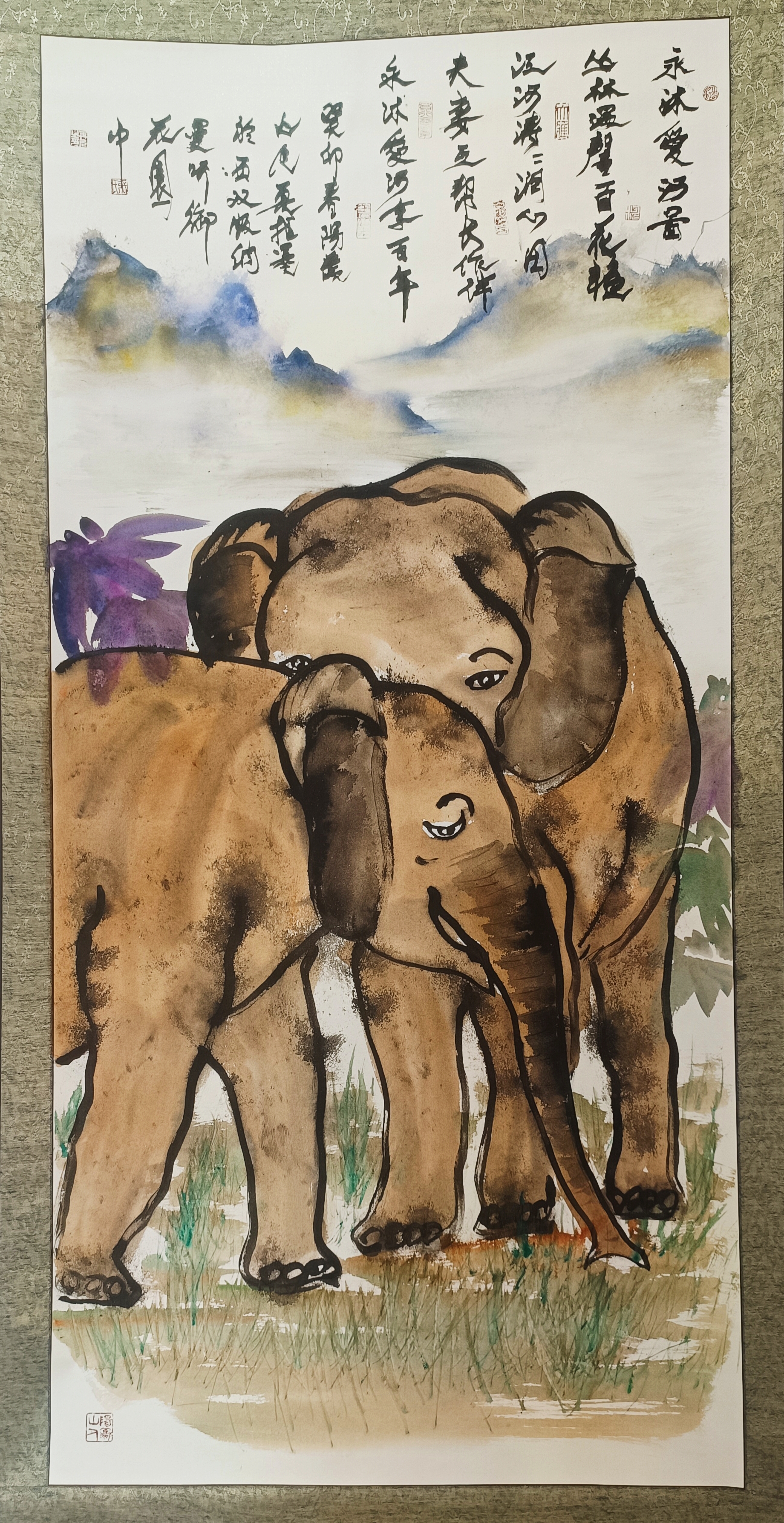 张再元手指画作品大象篇之《永沐爱河图》 丛林温馨百花艳, 江河涛涛