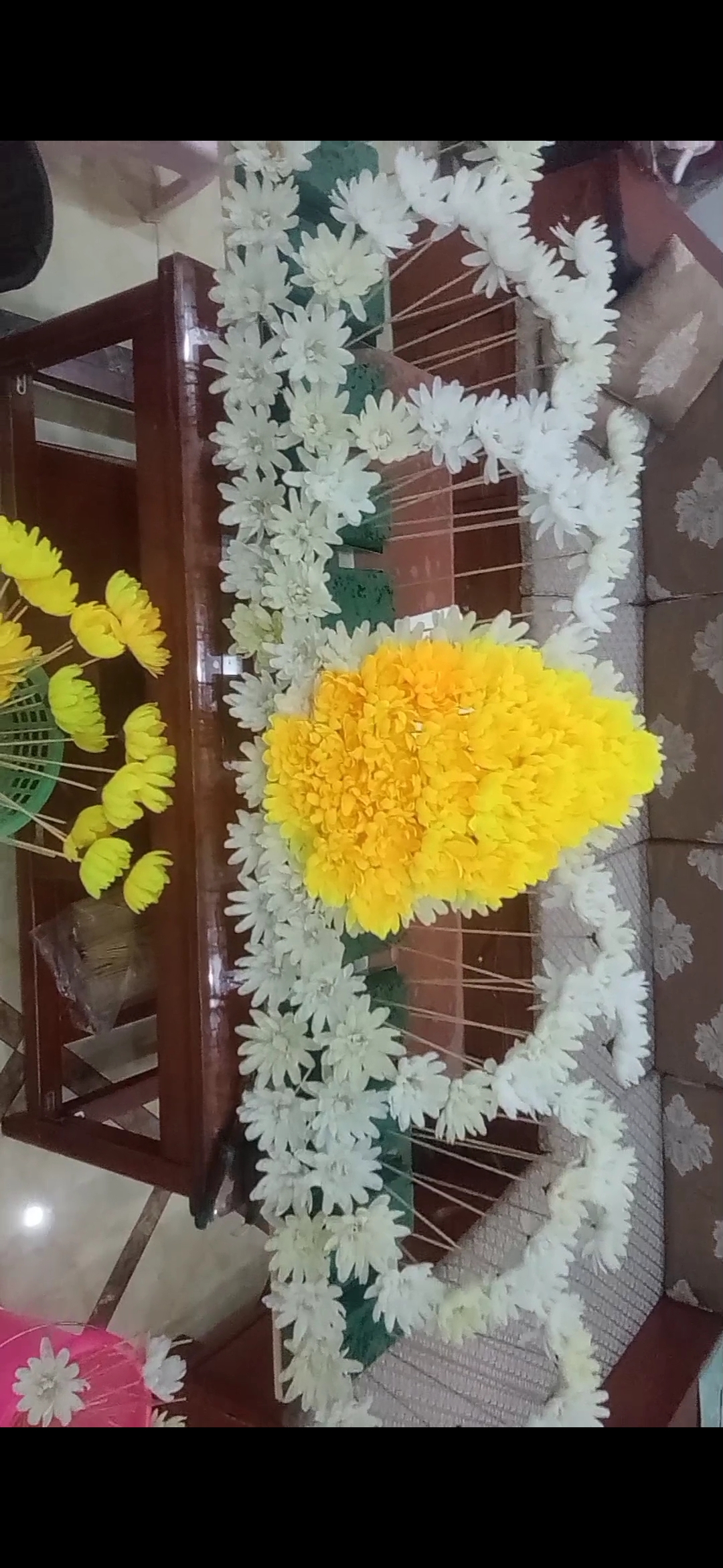 莲花象征着纯洁和神圣