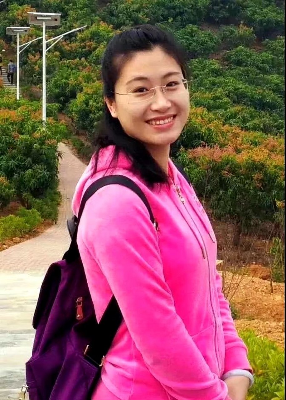 百色好女儿黄文秀 676767