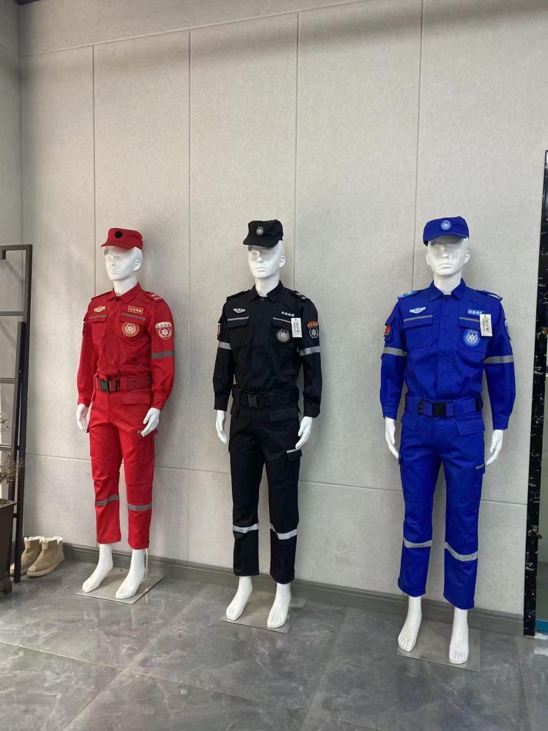 阻燃防火:采用芳纶应急救援装备全国统一人防服装消 