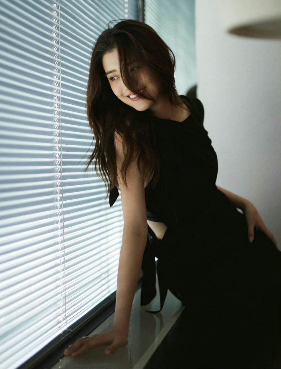 吴千语性感美图