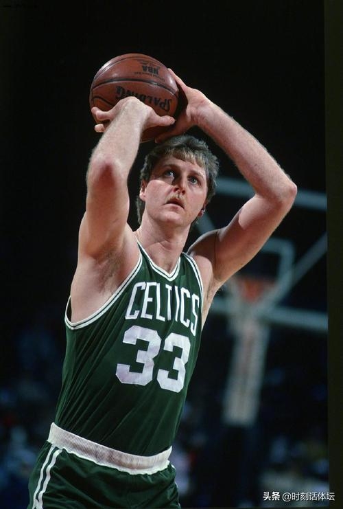 篮球# 今天介绍一下nba超级巨星拉里伯德